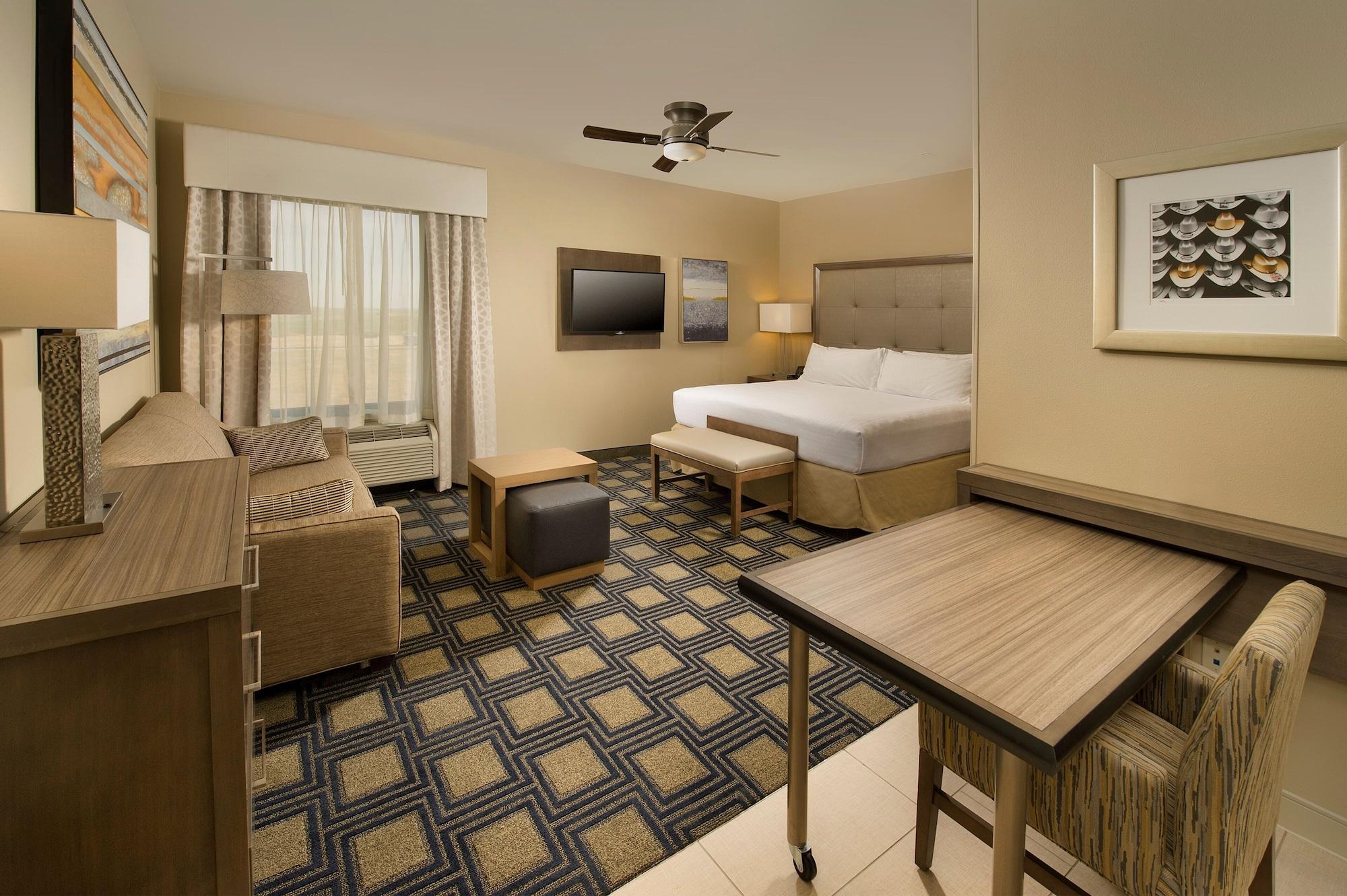 โฮมวูด สวีท บาย ฮิลตัน มิดแลนด์ Hotel ภายนอก รูปภาพ